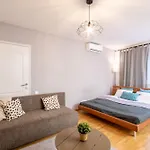 - Easy Sleep Apartment